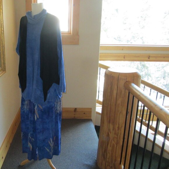 Blue Mission Canyon Pants, Water Sister Tunic Top and Black Tienda Ho Vest - Picture 3 of 12